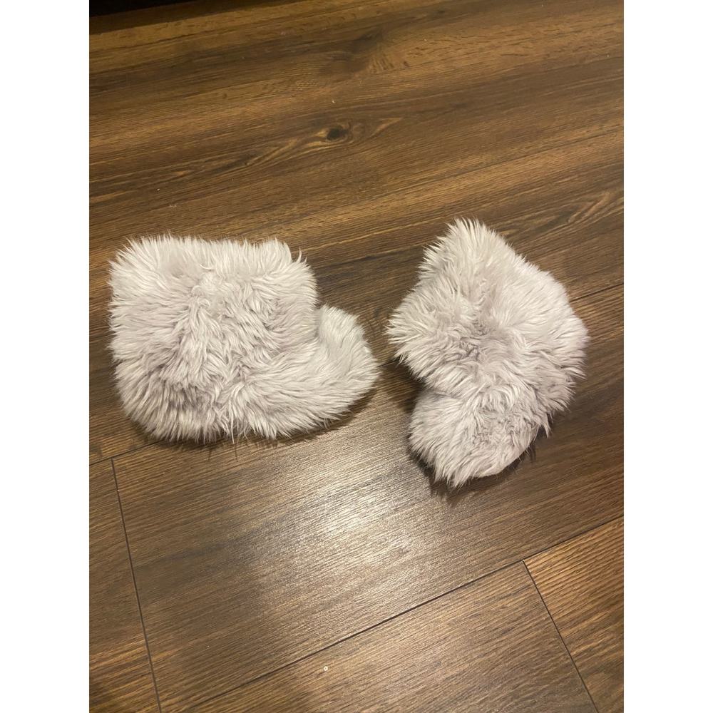 EUC Restoration Hardware Faux Fur Bootie Slippers Plush House Shoes 12-24 mos